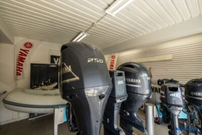 Buy Yamaha Outboard Engine Afghanistan